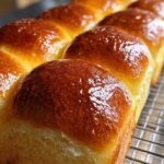 Fluffy brioche buns