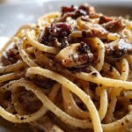 bucatini shiitake cream